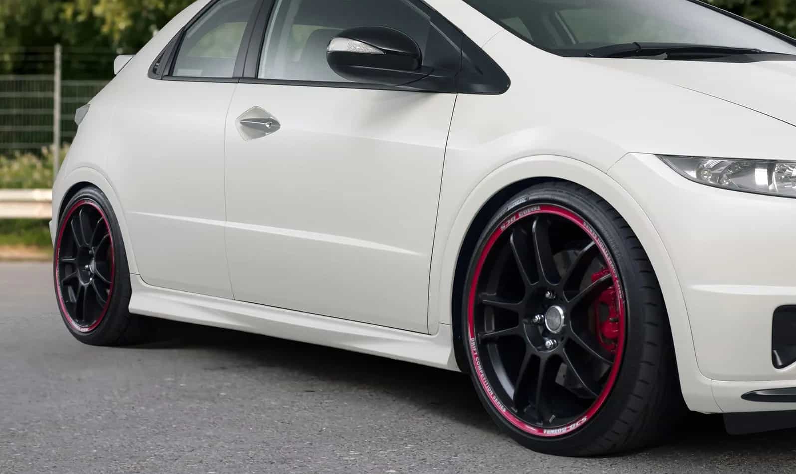 Nakładki progow ABS Listwy progowe ABS do Honda Civic MK VIII 5D 2006-2011