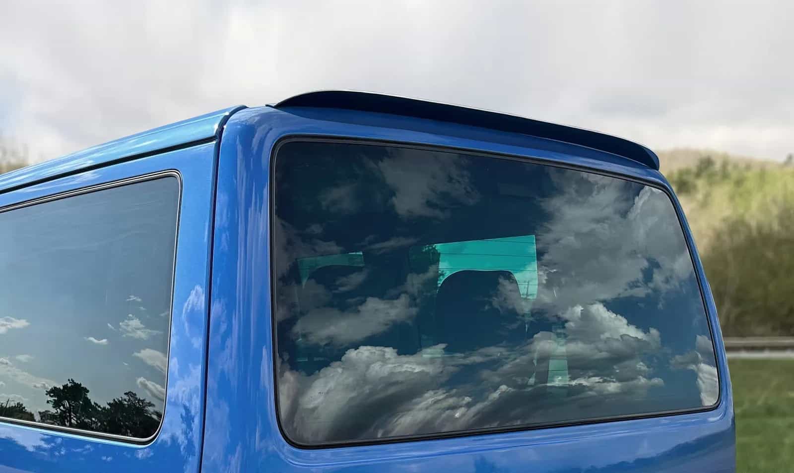 Spoiler klapy tylnej ABS Lotka klapy ABS do Volkswagen T4 (1990-2003)