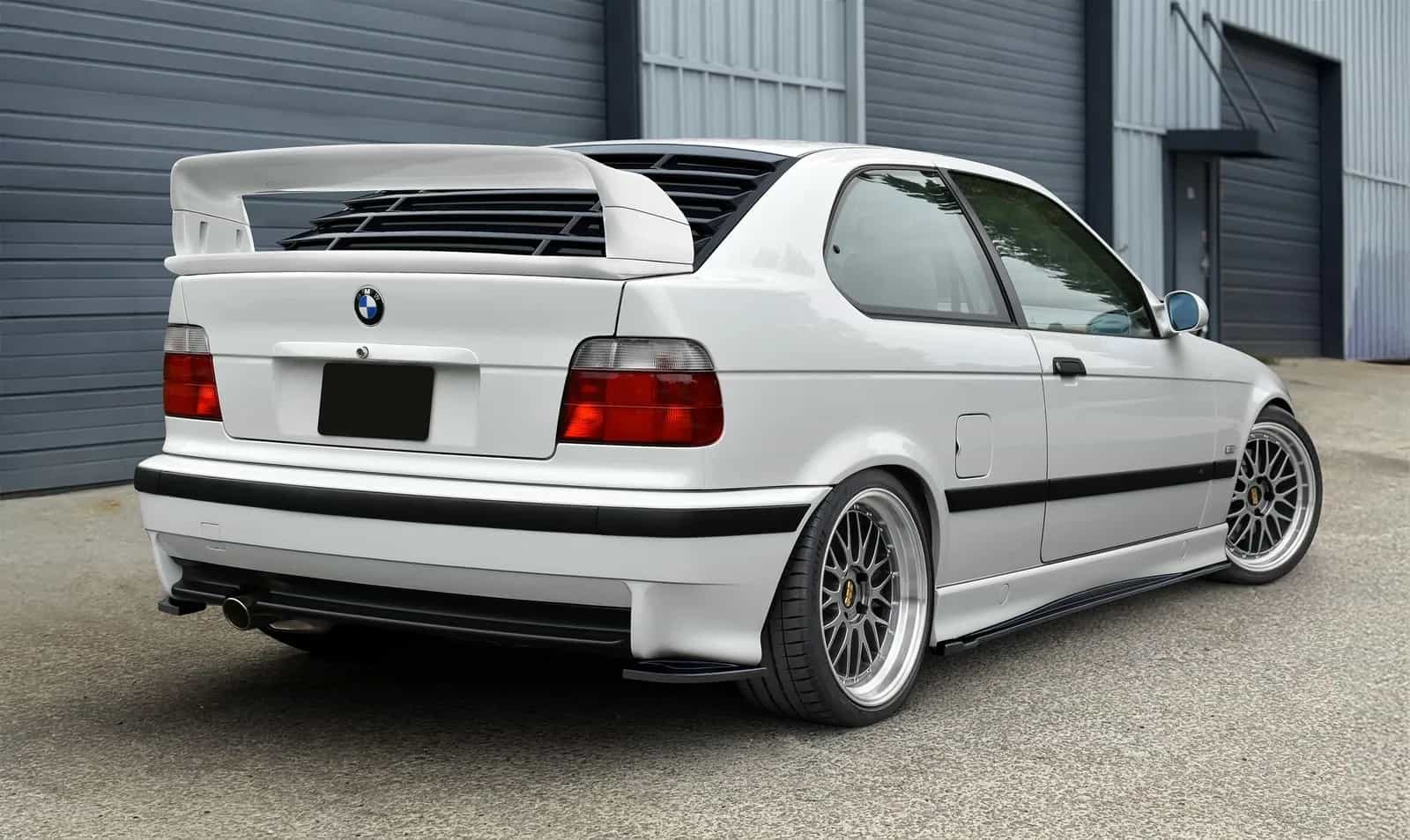 Żaluzja Nakladka szyby tylnej ABS Roleta do BMW E36 Compact (1990-1999)
