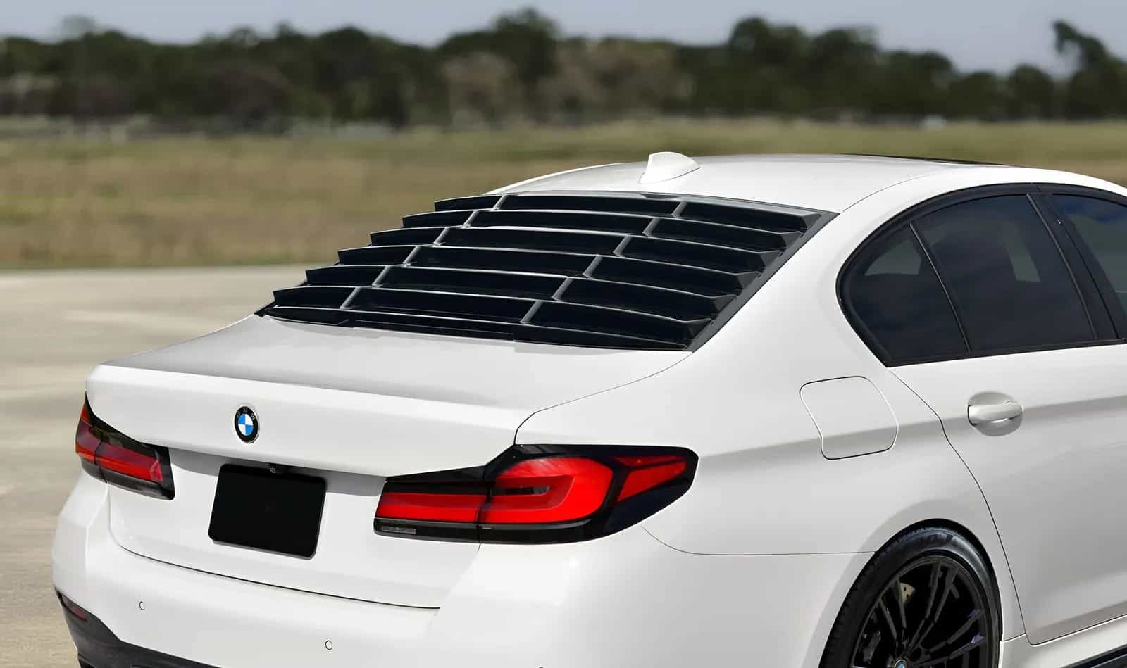 Żaluzja ABS Nakladka Roleta ABS szyby tylnej do BMW G30 M-Pakiet Facelift