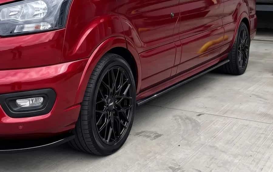 Dokładki Progów ABS Listwy progowe ABS do Ford Transit MK8 Lift od 2019 r.